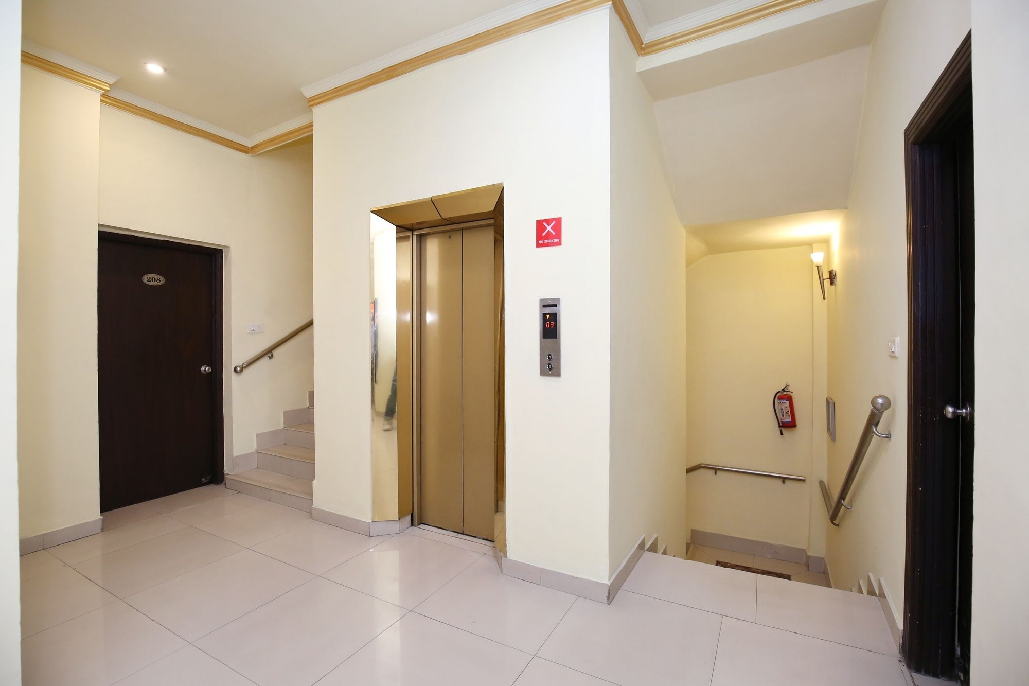 Hotel Downtown Suites Amritsar Exterior foto